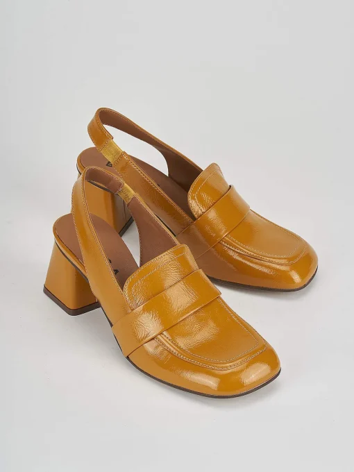 Décolleté e slingback tacco 6cm vernice giallo
