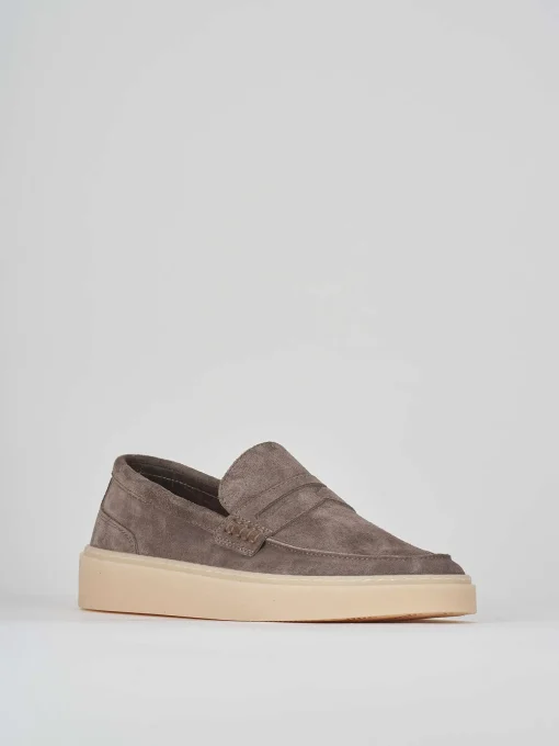 Mocassini camoscio beige