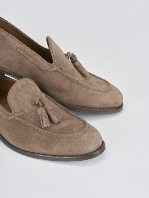 Mocassini tacco 2cm camoscio beige