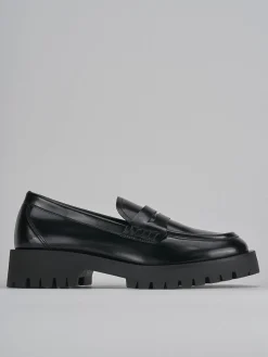 Mocassini tacco 2cm pelle nero