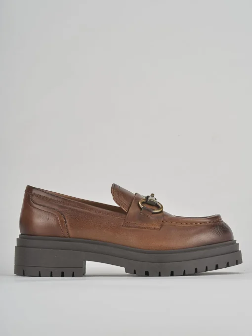 Mocassini tacco 2cm pelle marrone