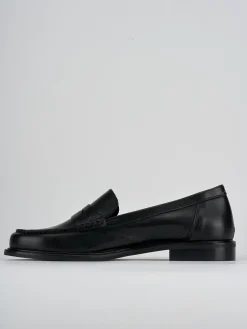 Mocassini tacco 2cm pelle nero