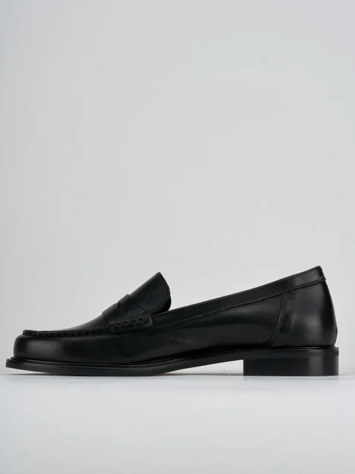 Mocassini tacco 2cm pelle nero