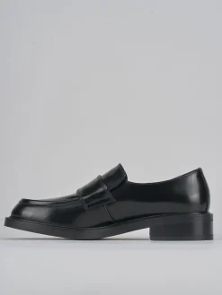 Mocassini tacco 2cm pelle nero