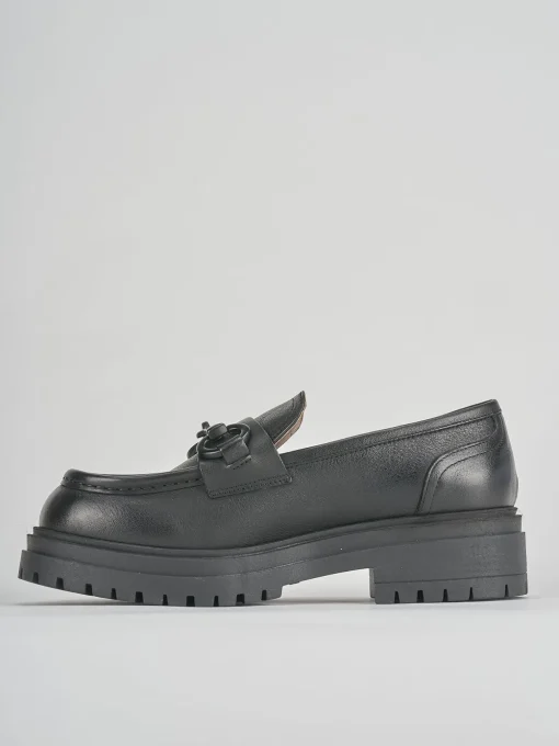 Mocassini tacco 2cm pelle nero