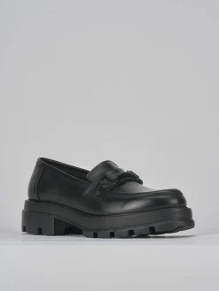 Mocassini tacco 2cm pelle nero