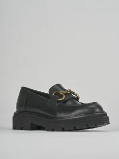 Mocassini tacco 2cm pelle nero