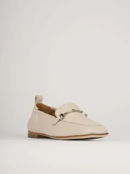 Mocassini tacco 1cm pelle beige