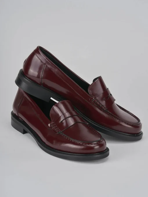 Mocassini tacco 2cm pelle bordo'