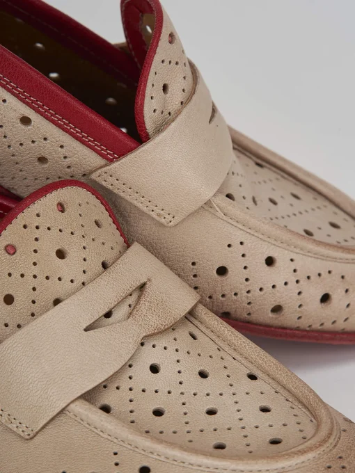 Mocassini tacco 2cm pelle beige