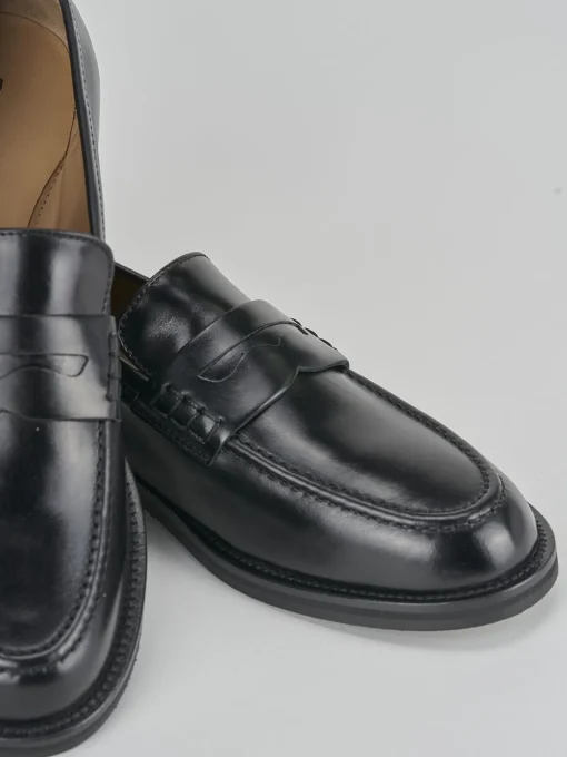 Mocassini tacco 1cm pelle nero