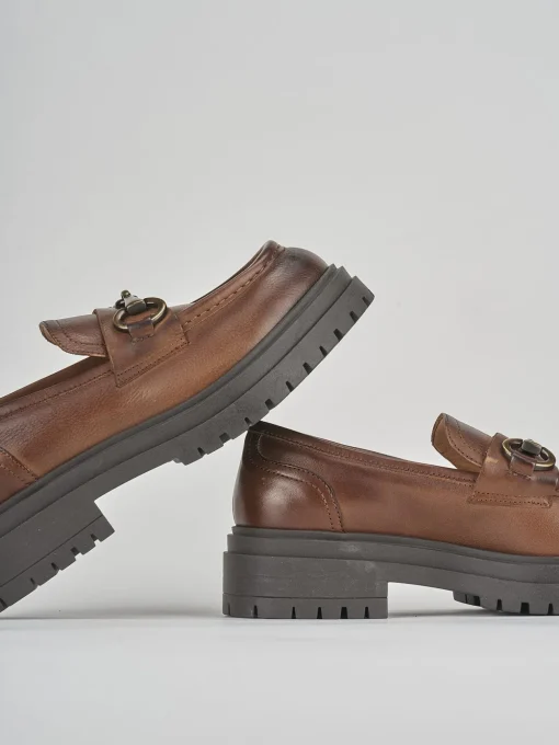 Mocassini tacco 2cm pelle marrone