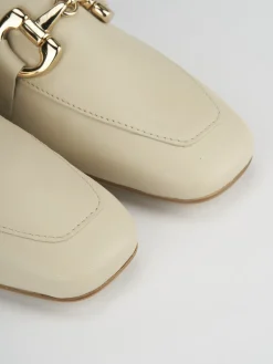 Mocassini tacco 1cm pelle beige