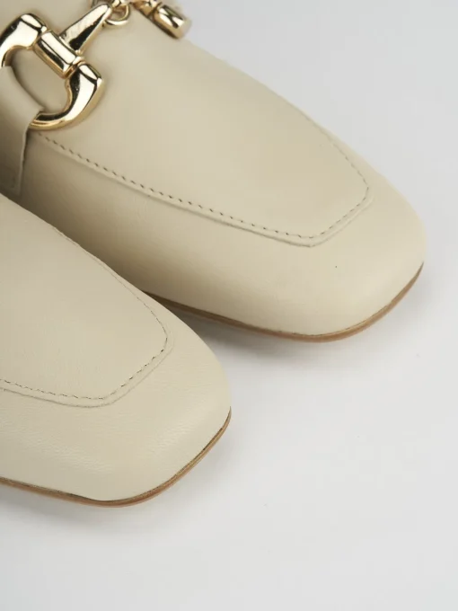 Mocassini tacco 1cm pelle beige