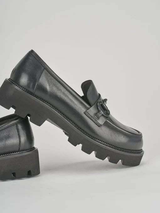 Mocassini tacco 2cm pelle nero