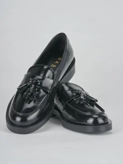 Mocassini tacco 2cm pelle nero