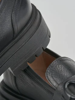 Mocassini tacco 2cm pelle nero