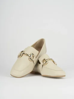 Mocassini tacco 1cm pelle beige