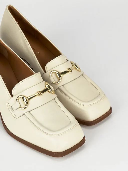 Mocassini tacco 5cm pelle beige
