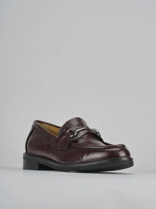 Mocassini tacco 2cm vernice bordo'
