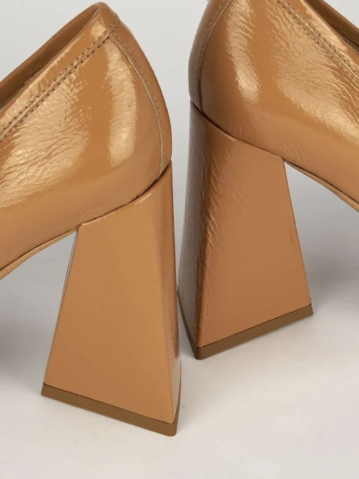 Mocassini tacco 9cm vernice marrone