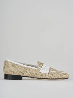 Mocassino tacco 1 cm beige pelle