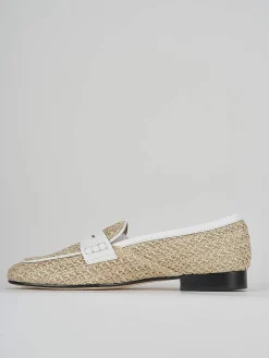Mocassino tacco 1 cm beige pelle
