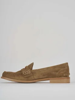 Mocassino tacco 2 cm beige camoscio