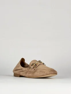 Mocassino tacco 1 cm beige camoscio