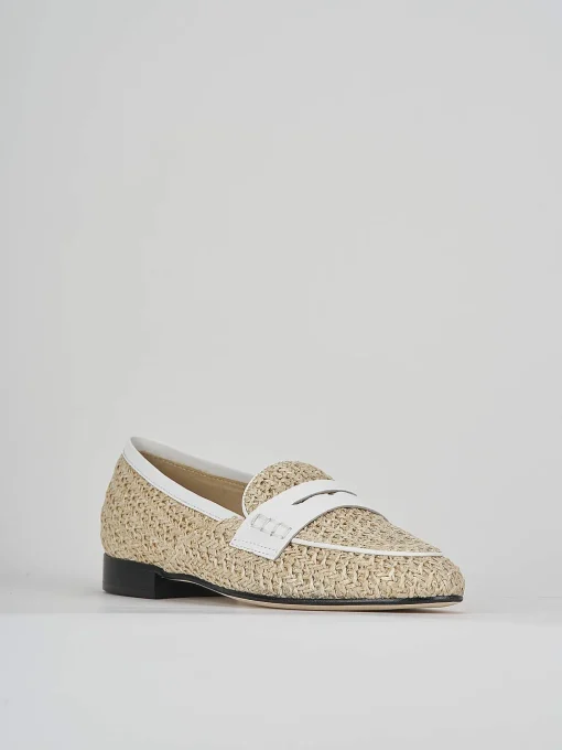 Mocassino tacco 1 cm beige pelle