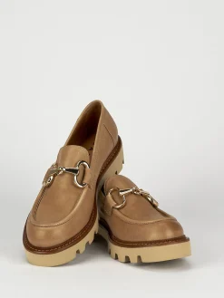 Mocassino tacco 1 cm beige pelle