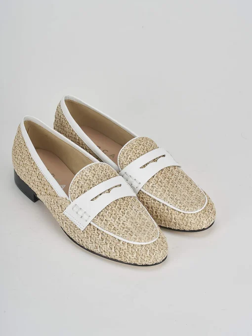 Mocassino tacco 1 cm beige pelle