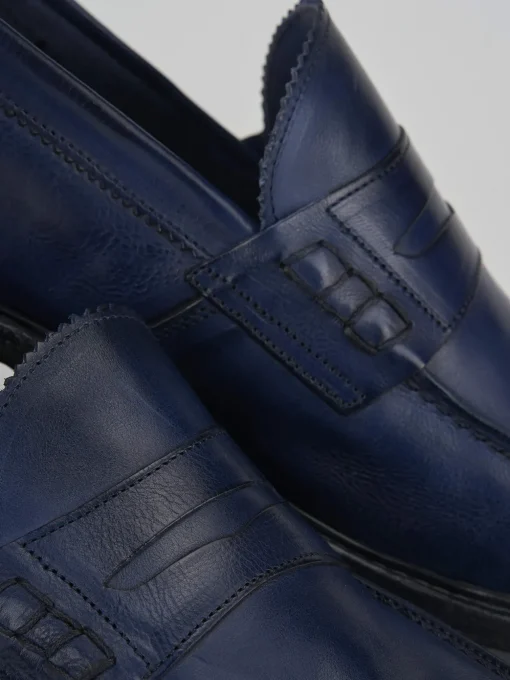Mocassino tacco 2 cm blu pelle