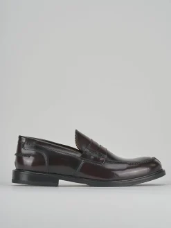 Mocassino tacco 2 cm bordo' pelle