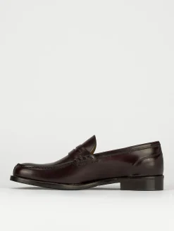 Mocassino tacco 2 cm bordo' pelle