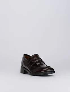 Mocassino tacco 2 cm bordo' pelle