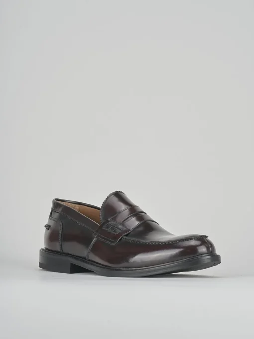 Mocassino tacco 2 cm bordo' pelle