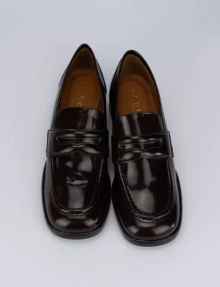 Mocassino tacco 2 cm bordo' pelle