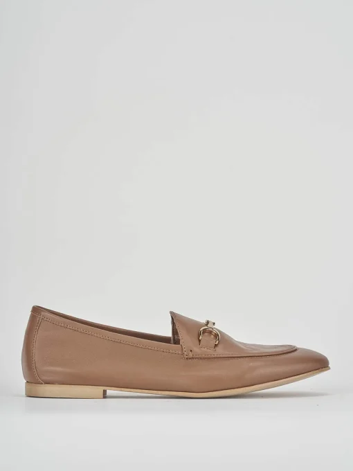 Mocassino tacco 1 cm marrone pelle