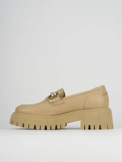 Mocassino tacco 1 cm marrone pelle