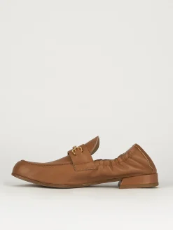 Mocassino tacco 1 cm marrone pelle