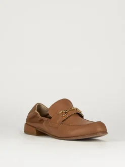 Mocassino tacco 1 cm marrone pelle