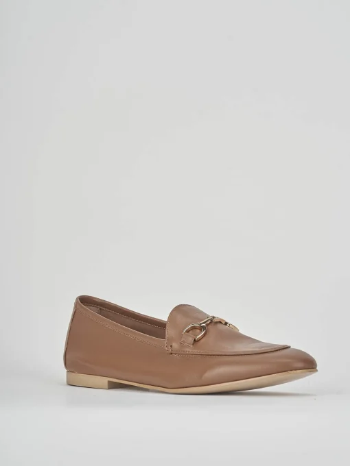 Mocassino tacco 1 cm marrone pelle
