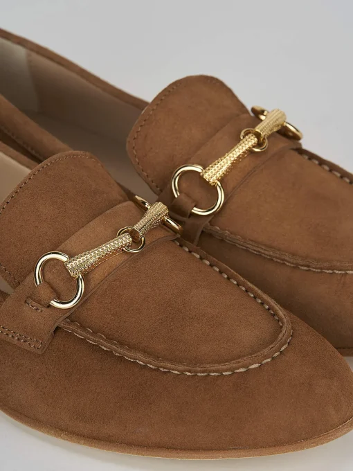 Mocassino tacco 1 cm marrone camoscio