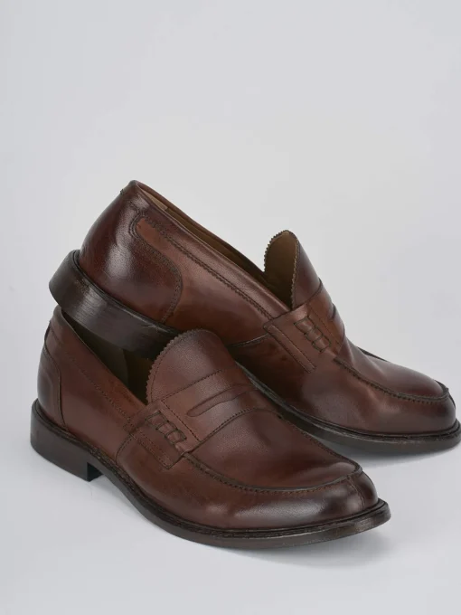 Mocassino tacco 2 cm marrone pelle