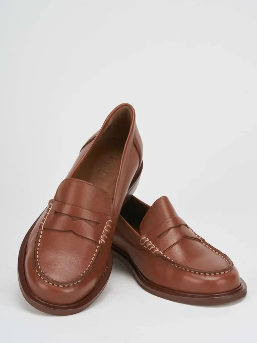Mocassino tacco 1 cm marrone pelle