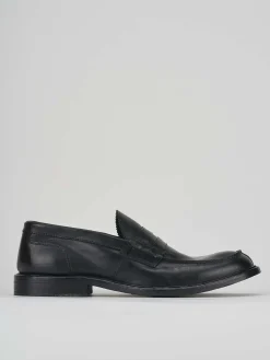 Mocassino tacco 2 cm nero pelle