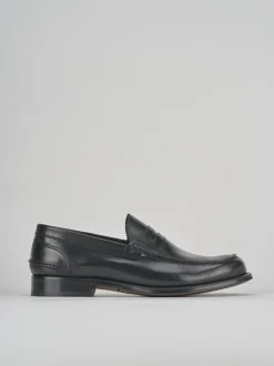 Mocassino tacco 2 cm nero pelle
