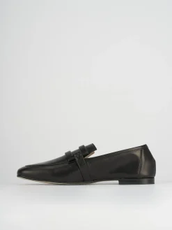 Mocassino tacco 1 cm nero pelle