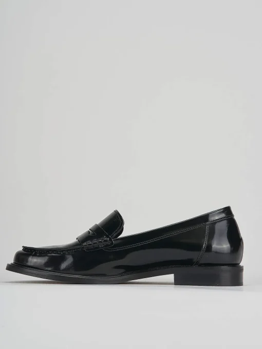 Mocassino tacco 2 cm nero pelle
